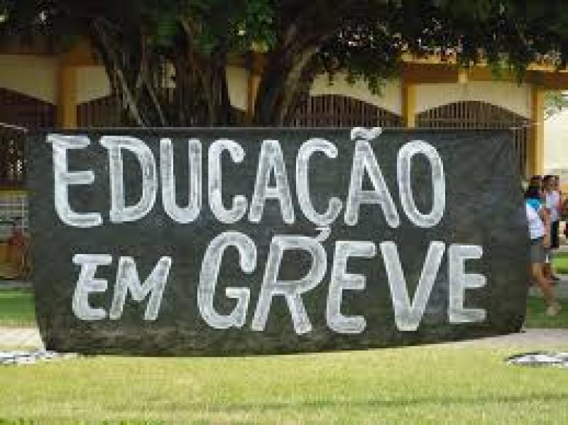 Professores paulistas deflagram greve sanitária