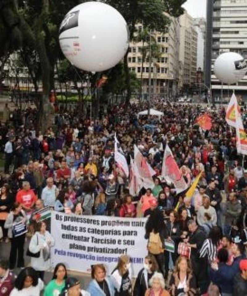 28 de novembro: greve dos servidores paulistas