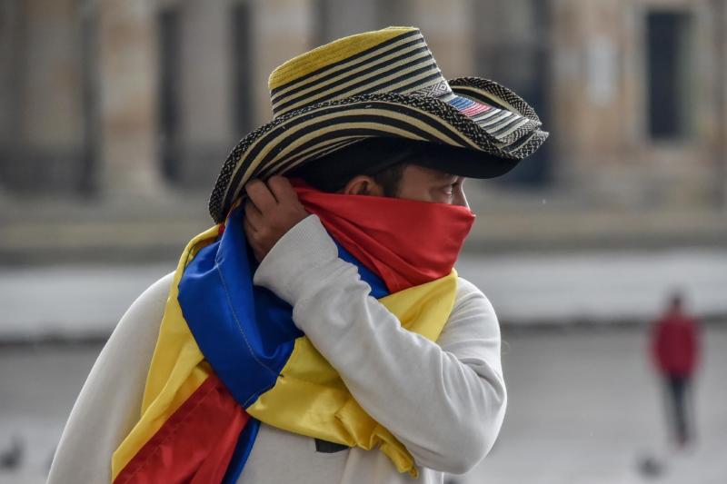 Colômbia retorna 3,5 milhões de pessoas ao...